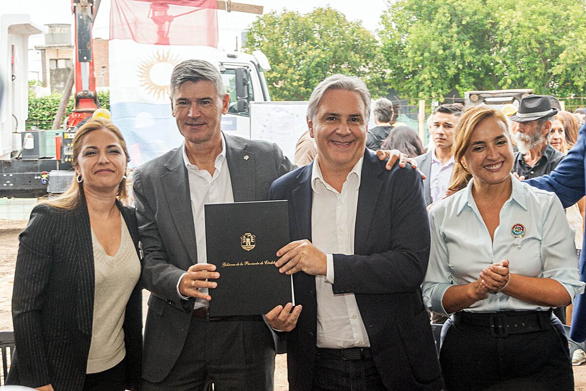 UPC en Villa El Libertador en obras con la presencia de autoridades