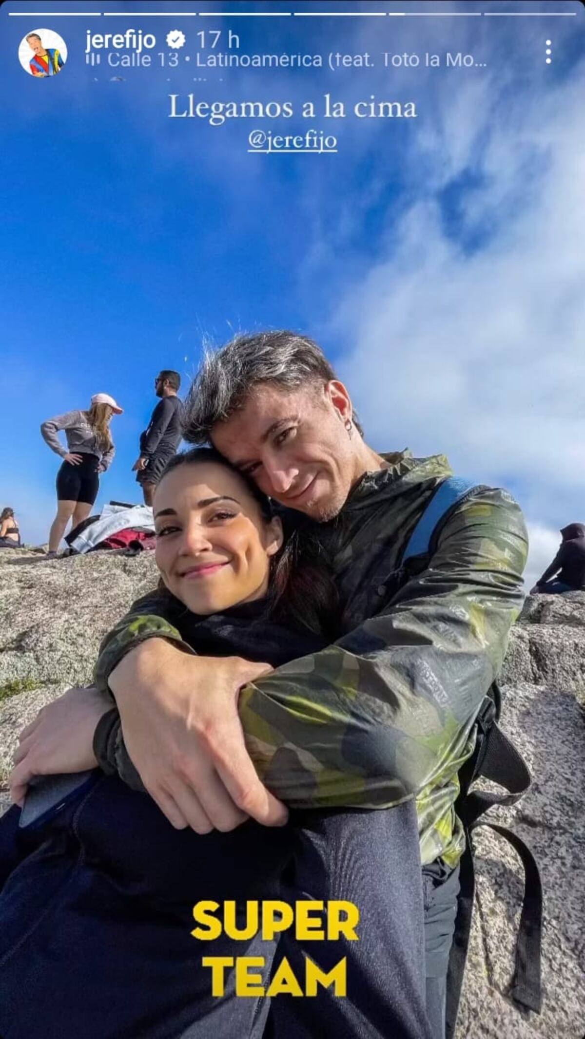 Gina Casinelli y Jere Fijo están juntos: las románticas fotos en el Uritorco (Captura de pantalla)