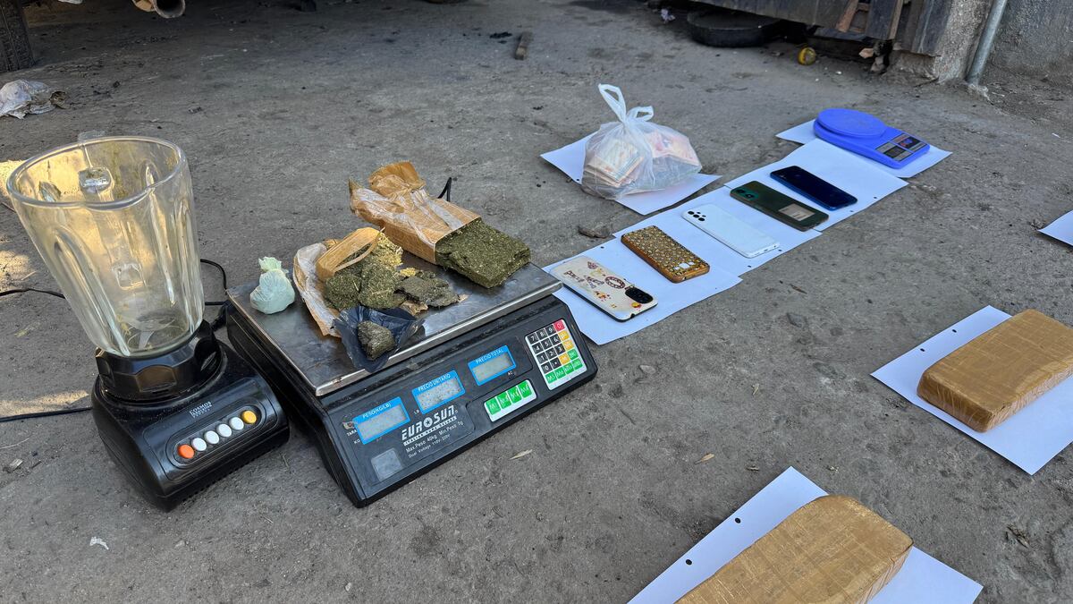 La marihuana fue secuestrada en un operativo en barrio Renacimiento, franja este de la ciudad de Córdoba. (Policía)