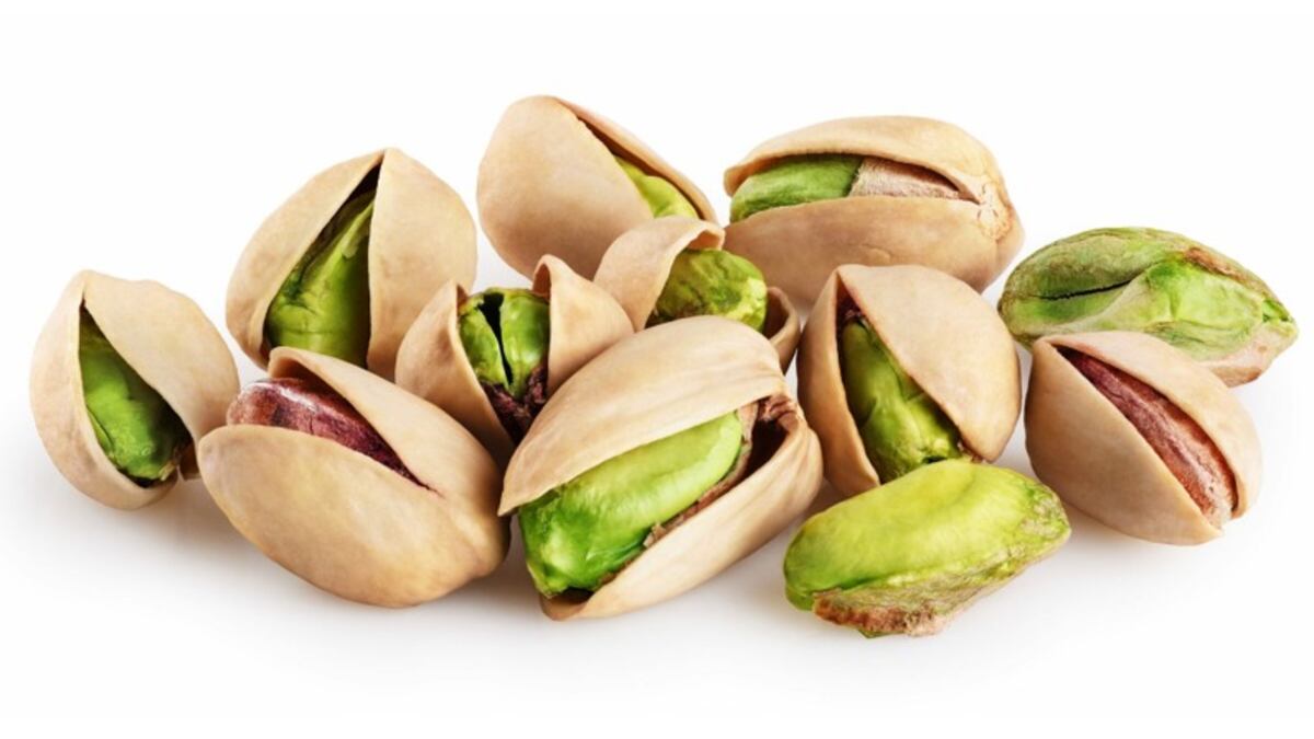 Por qué recomiendan comer pistachos de noche para tener más energía