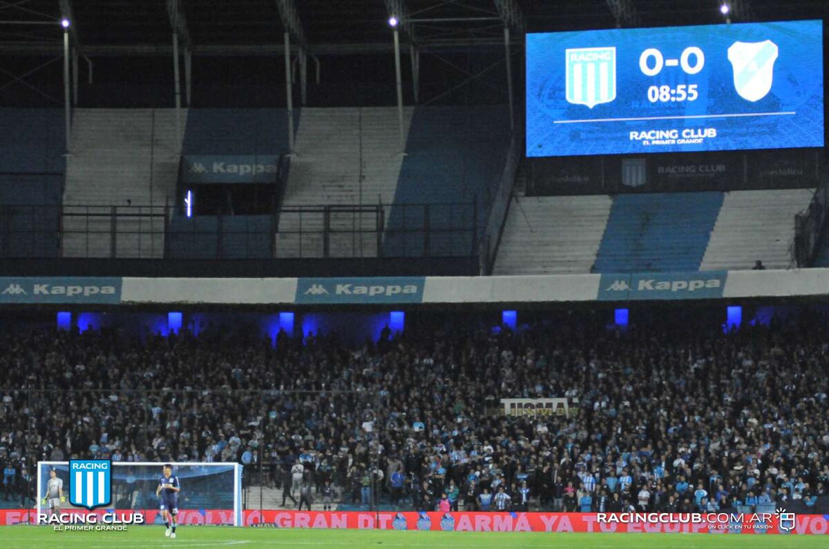 La pantalla gigante del estadio Racing es similar a la que instalará Belgrano.