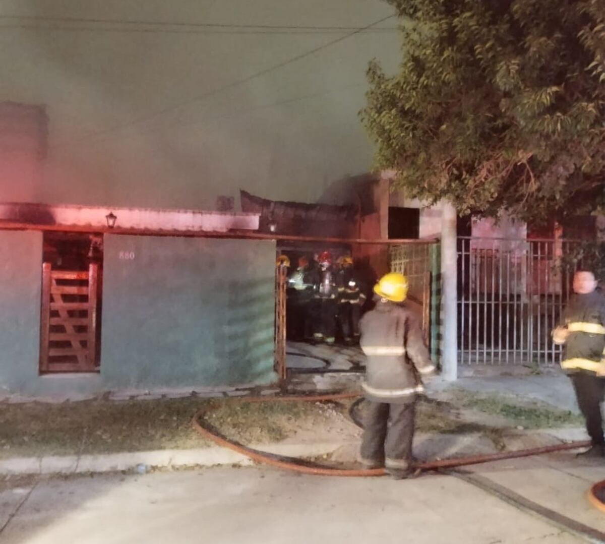 Incendio en una casa de Quebrada de las Rosas. (Policía)