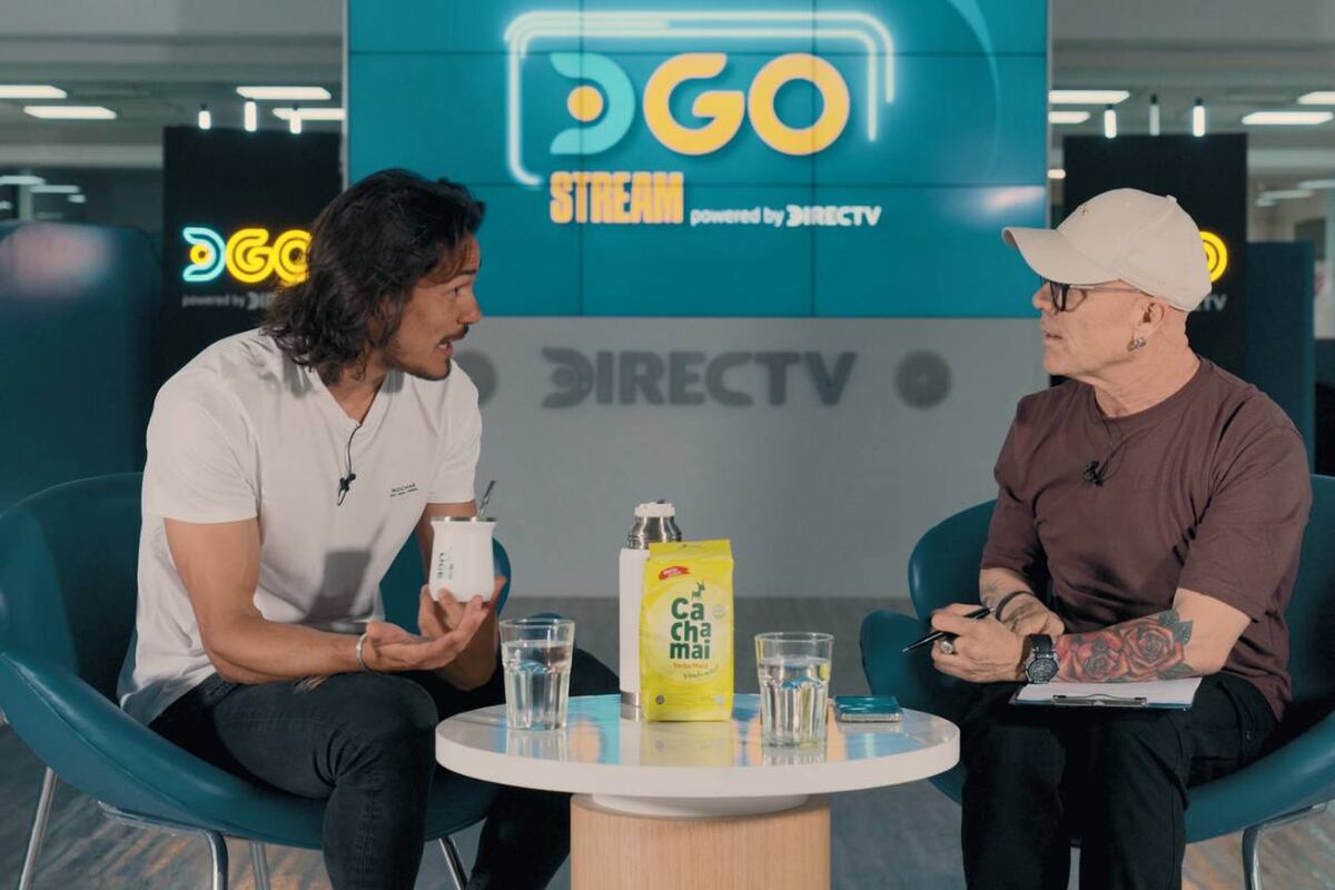 “El mate es uruguayo, como Gardel y el dulce de leche”, picanteó entre risas Cavani. (DGO Stream).