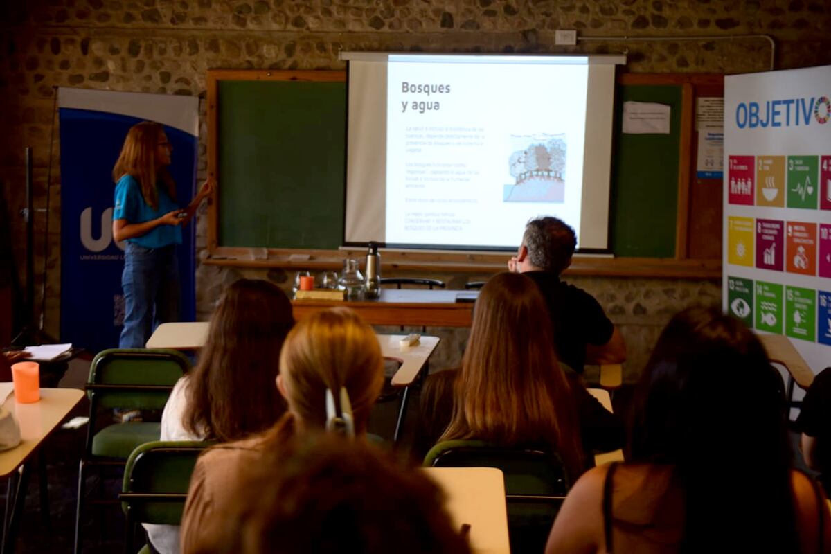 Jornada de actividades por el Día Mundial del Agua en el Auditorio de la Universidad Libre del Ambiente. (José Gabriel Hernández / La Voz)