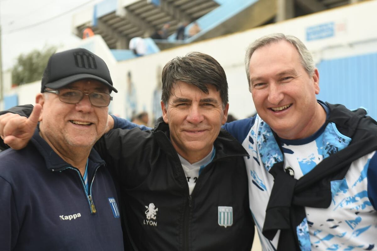 Cara 'e Cancha de Racing en la previa del partido con Ferro. (Ramiro Pereyra / La Voz)