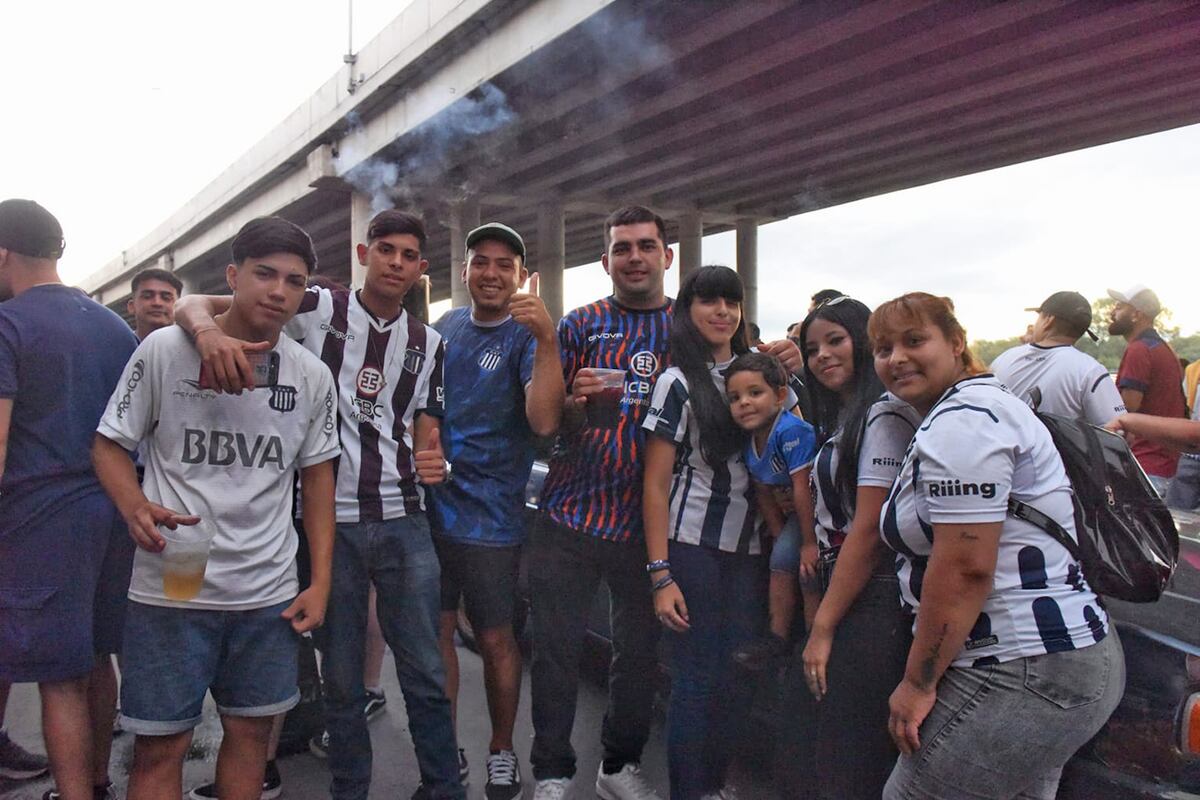 Cara de cancha en la previa del encuentro entre Talleres y Atlético Tucumán en el Kempes. (César Heredia / La Voz)