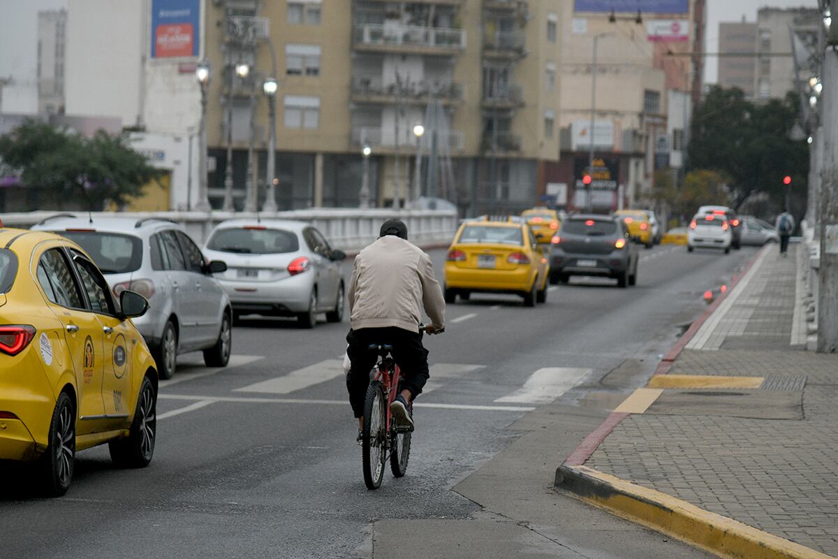 Rige el paro de colectivos luego del fracaso de las negociaciones con la UTA. (Ramiro Pereyra / La Voz)