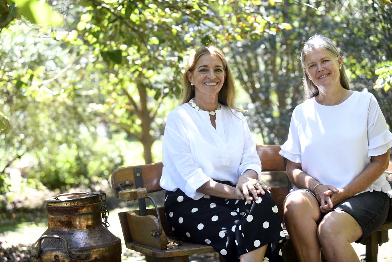 Las ingenieras agrónomas Catalina Boetto y Ana Gómez Demmel idearon un software para asesorar a productores y empresarios. (Ramiro Pereyra /LaVoz)