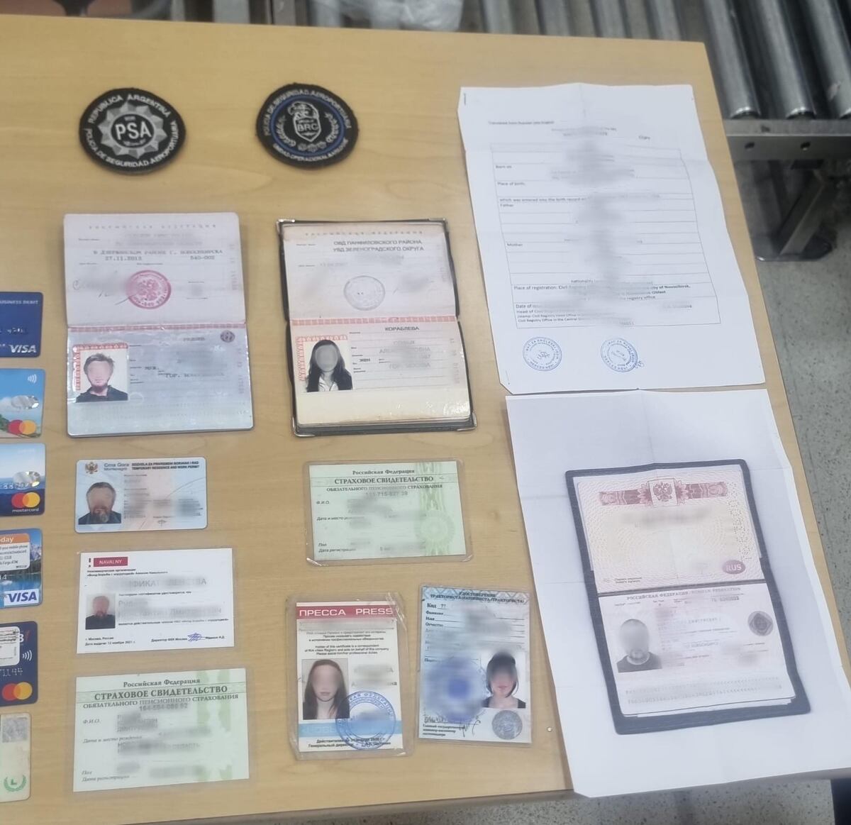 Presunta trata de personas. Imágenes del operativo en relación a la presunta secta denominada “Ashram Shambala”. (Ministerio de Seguridad)