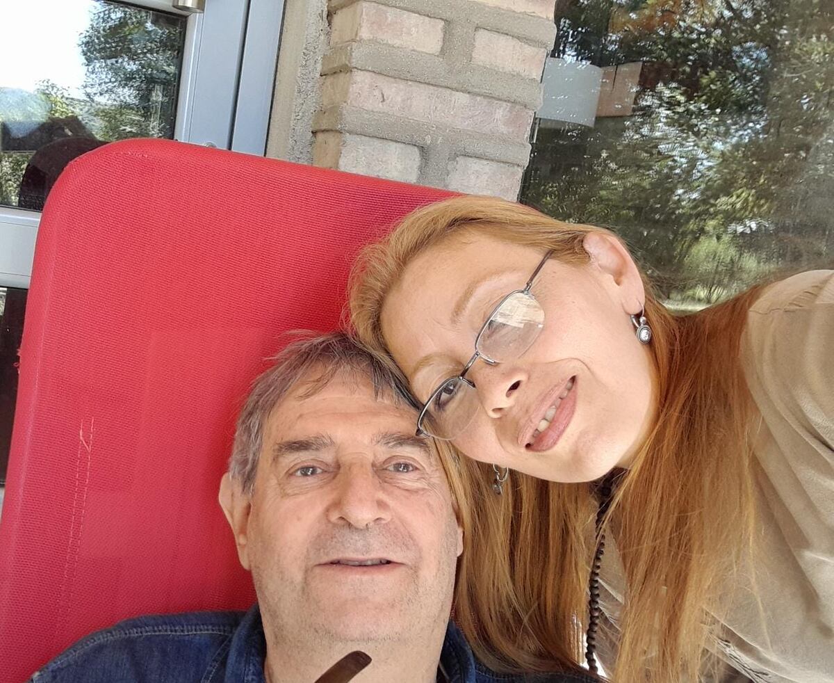 Inflación: Ana y Juan, jubilados cordobeses que debieron hacer recortes en sus gastos por la inflación. (La Voz)