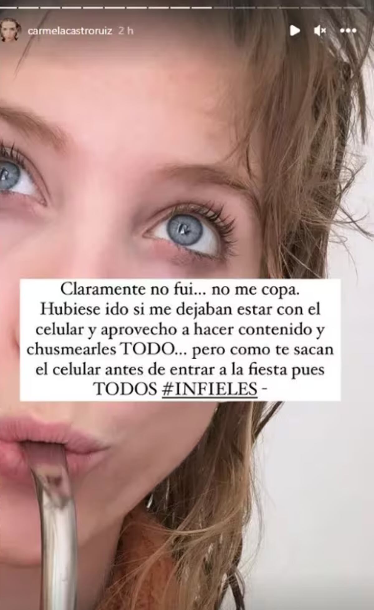 La modelo Carmela Castro Ruiz contó qué le pedían para entrar a la fiesta de la Selección. (Instagram @carmelacastroruiz)
