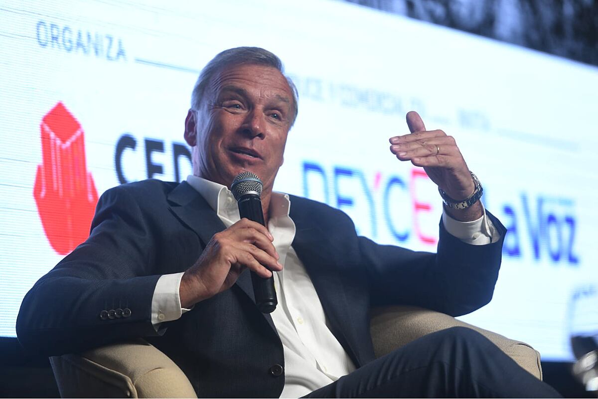 Andrés Fassi está en Estados Unidos y busca cerrar el delantero que le pidió Tevez. (Javier Ferreyra / La Voz)