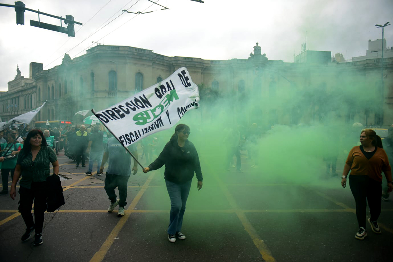Reclamos. Luego de acuerdo alcanzado este miércoles, no deberían haber protestas callejeras del Suoem en lo que resta del año (Nicolás Bravo / Archivo)
