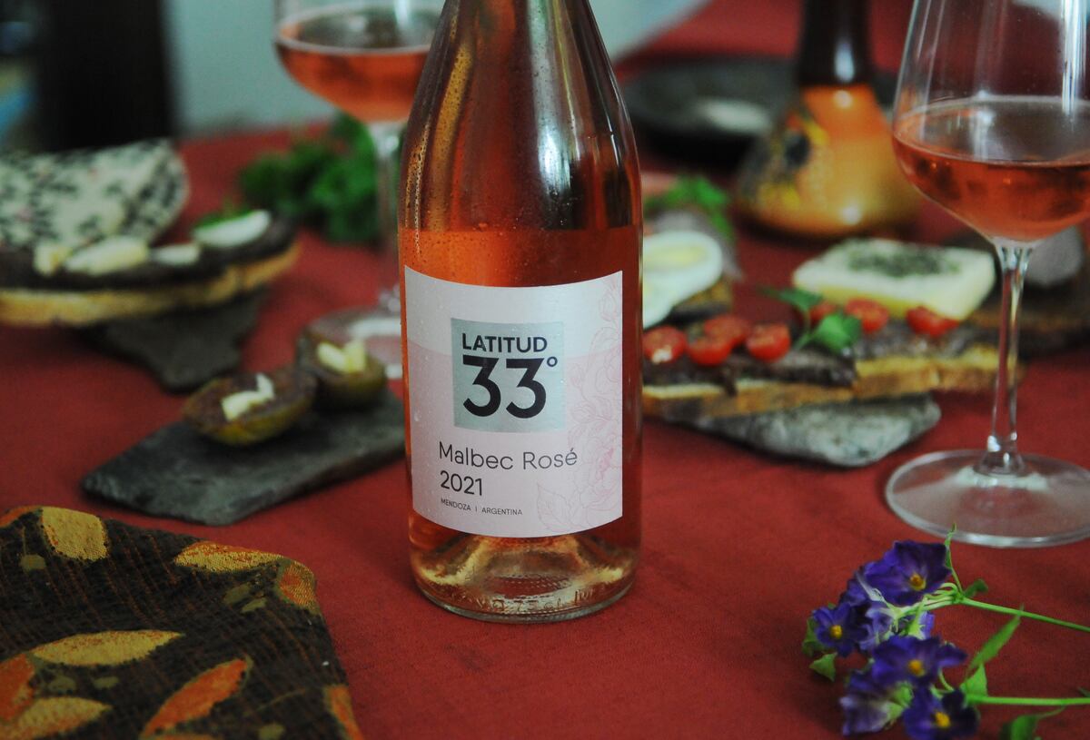 Vinos rosados seleccionados para San Valentín (fotos Javier Ferreyra).