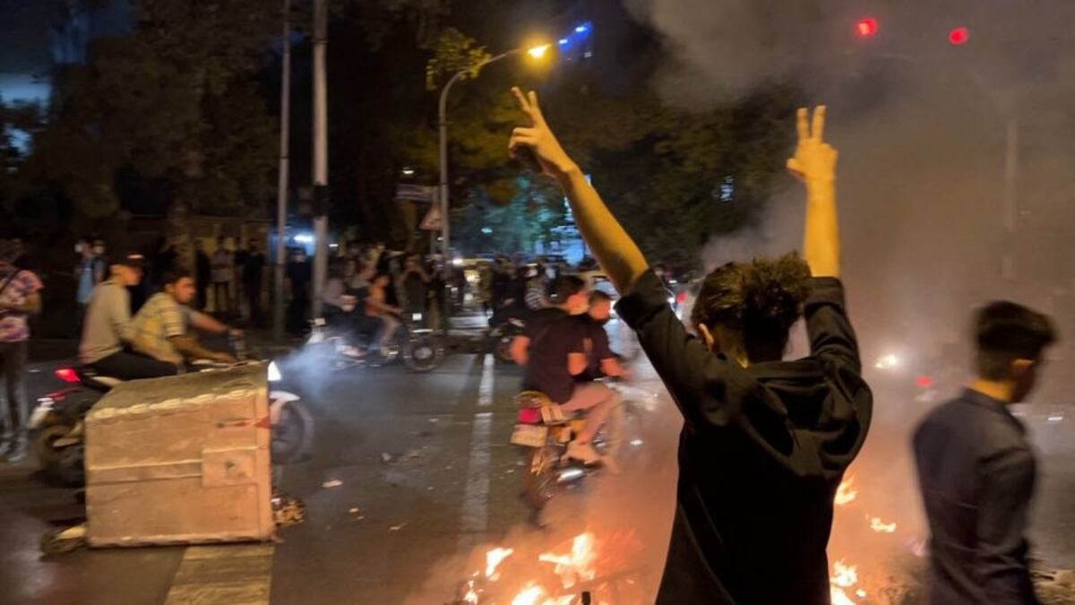 Las protestas continúan en Irán luego de cinco días.