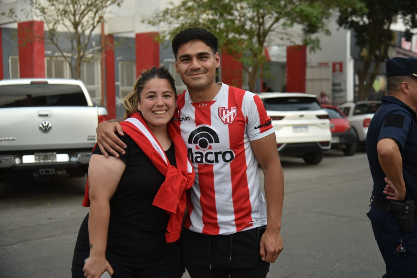 Cara de cancha en la previa del partido entre Instituto y Barracas Central. (Facundo Luque / La Voz)