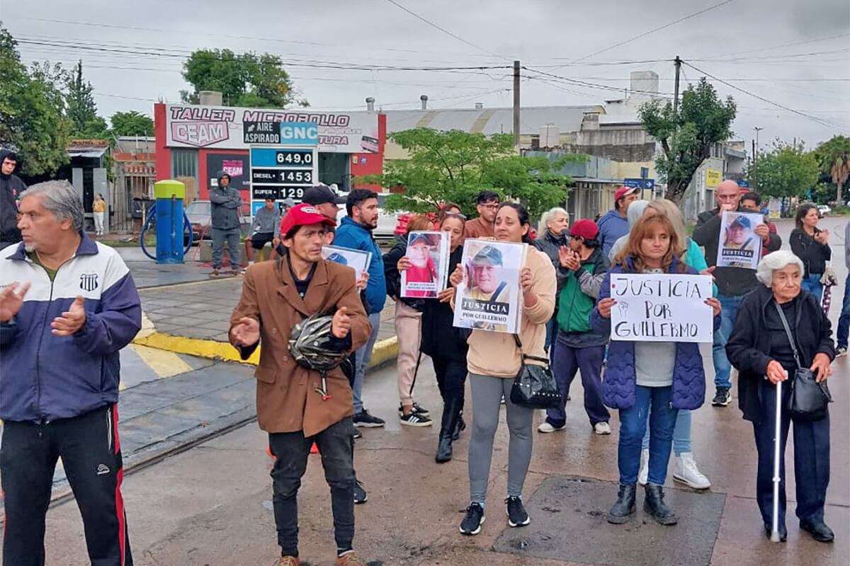 Marcha en pedido de justicia por la muerte de Guillermo Bustamante (Fotos Javier Ferreyra / La Voz)