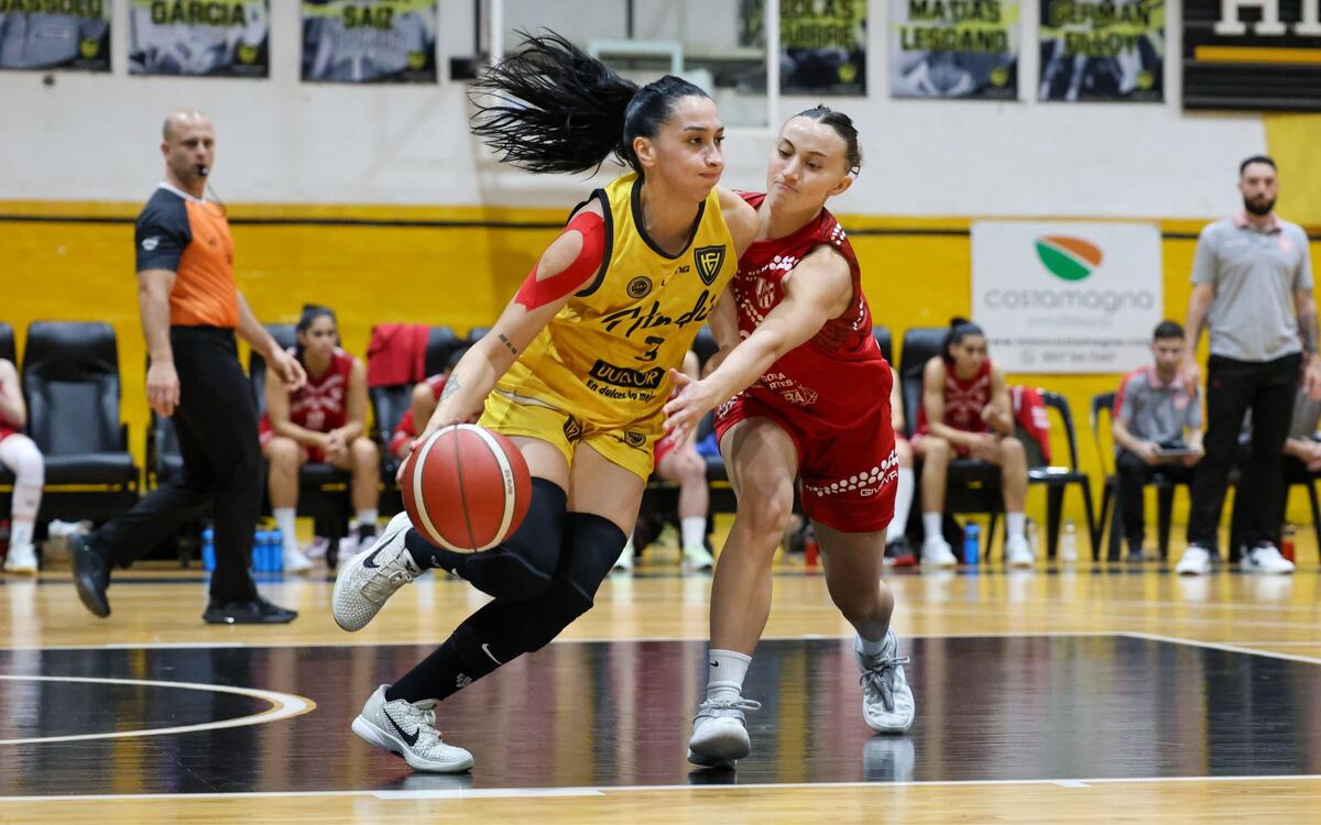 Instituto le ganó de visitante a Hindú en el duelo cordobés de la Liga Femenina Nacional. (Prensa Hindú)