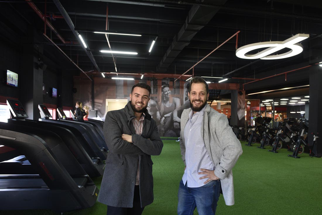 “Tenemos una 'app' que es nuestro nexo con el socio: resuelve el ingreso, el acceso a estacionamiento e incluye su plan de musculación. Vamos a desarrollar, además, un club de beneficios con otros comercios”, señalan Rossi y Ovelar. (Ramiro Pereyra)