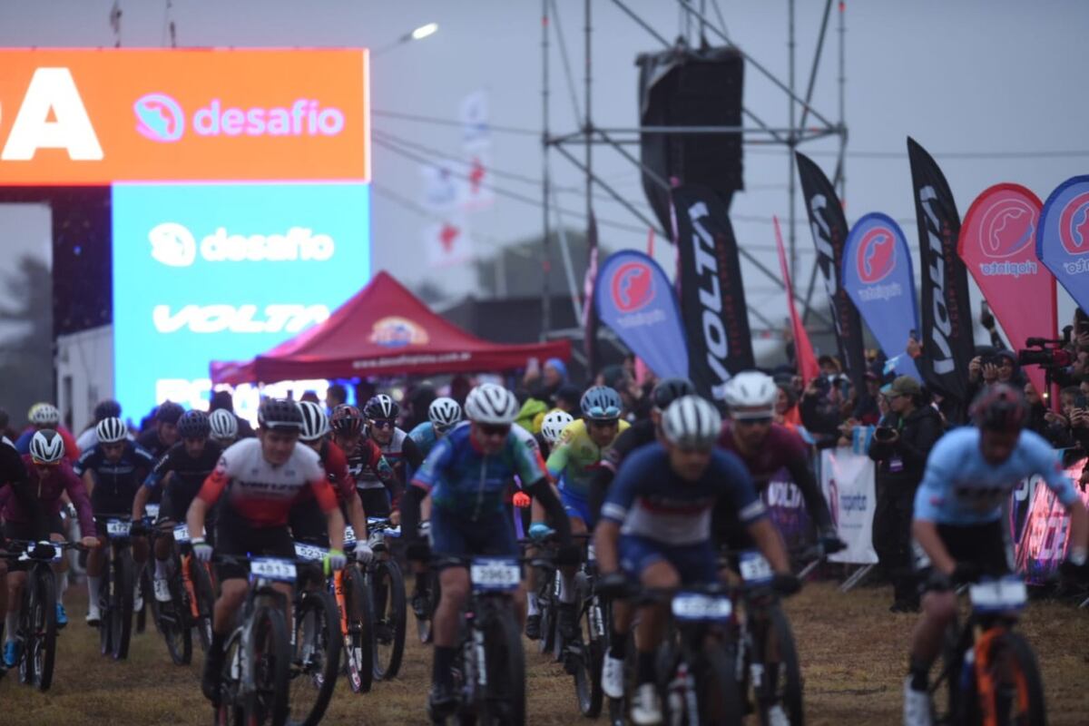 Desafío Río Pinto, día2. La competencia más convocante de MTB a nivel continental, con una inscripción de 5500 participantes, un récord histórico. (La Voz)