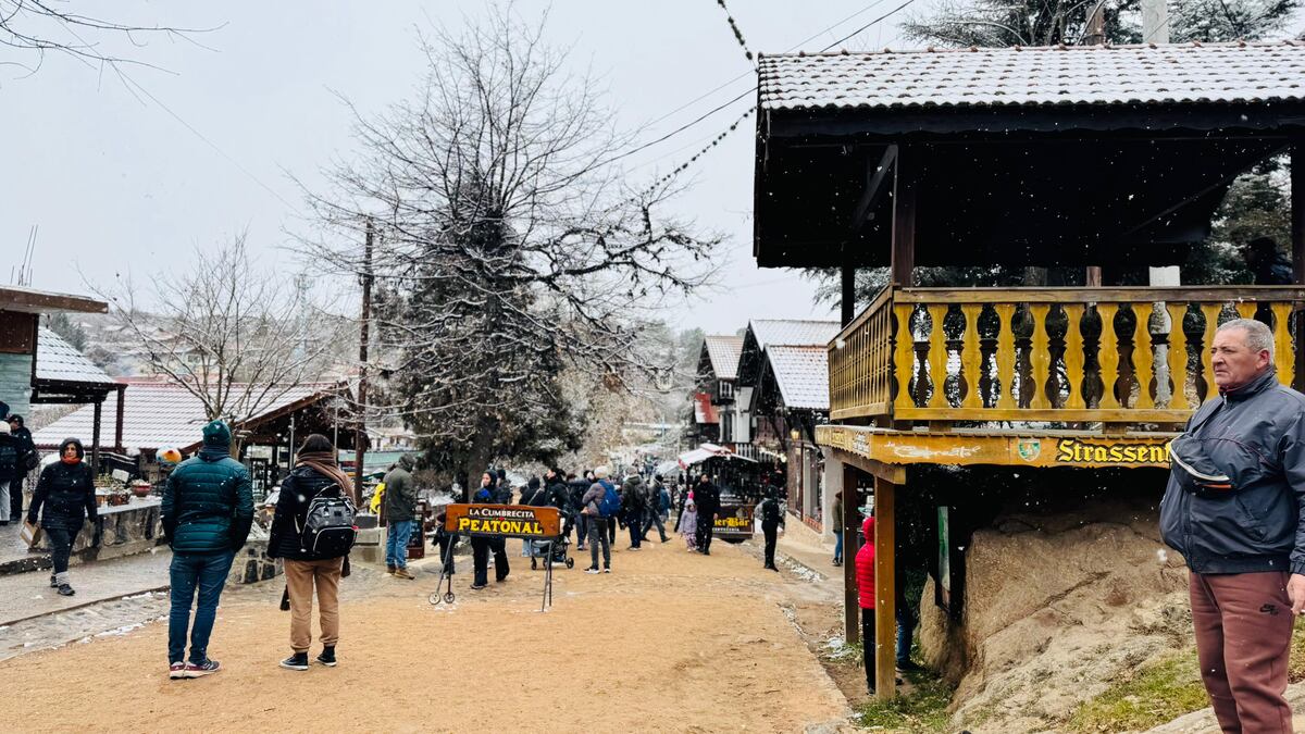 Nieve. La Cumbrecita, este domingo 29 de junio. (La Voz)