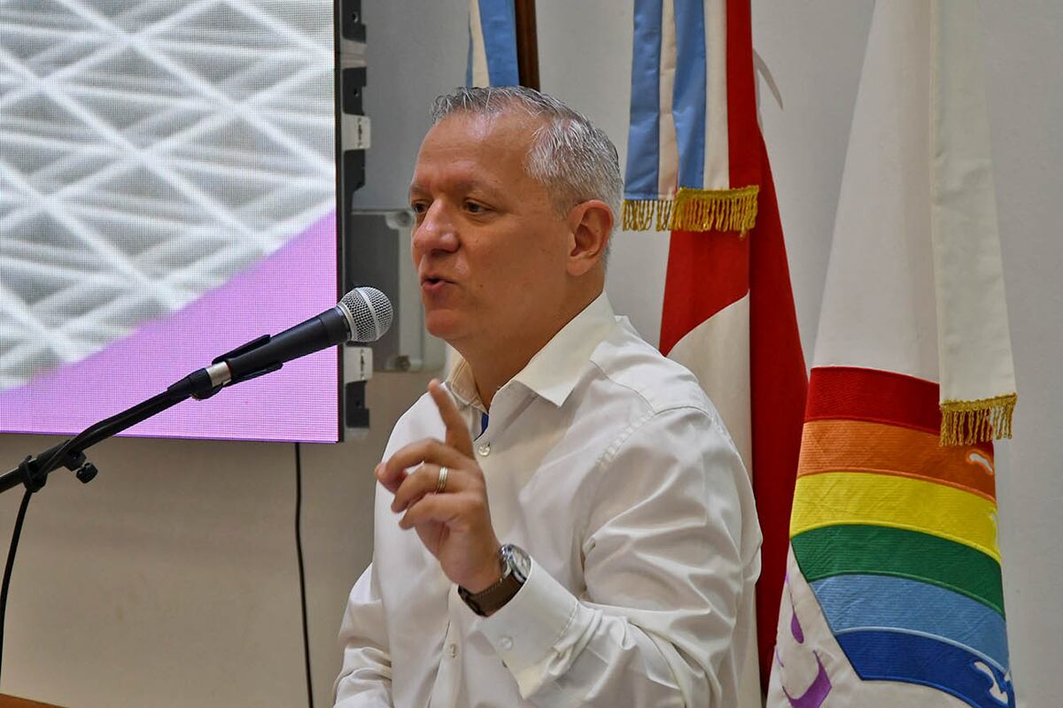 Rector de la Universidad Nacional de Villa María, Luis Negretti.