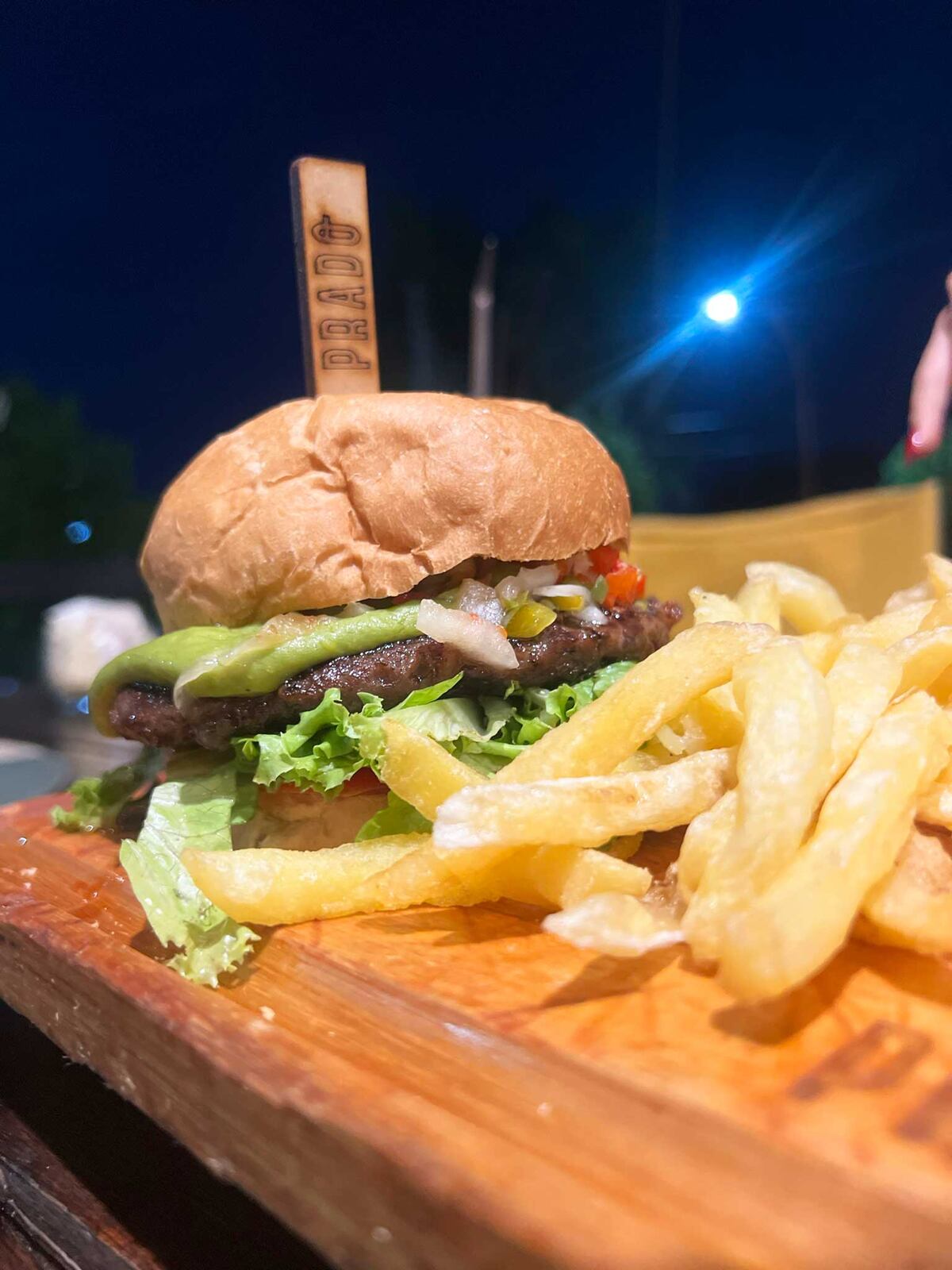 La hamburguesa de Prado, en Carlos Paz (La Voz).
