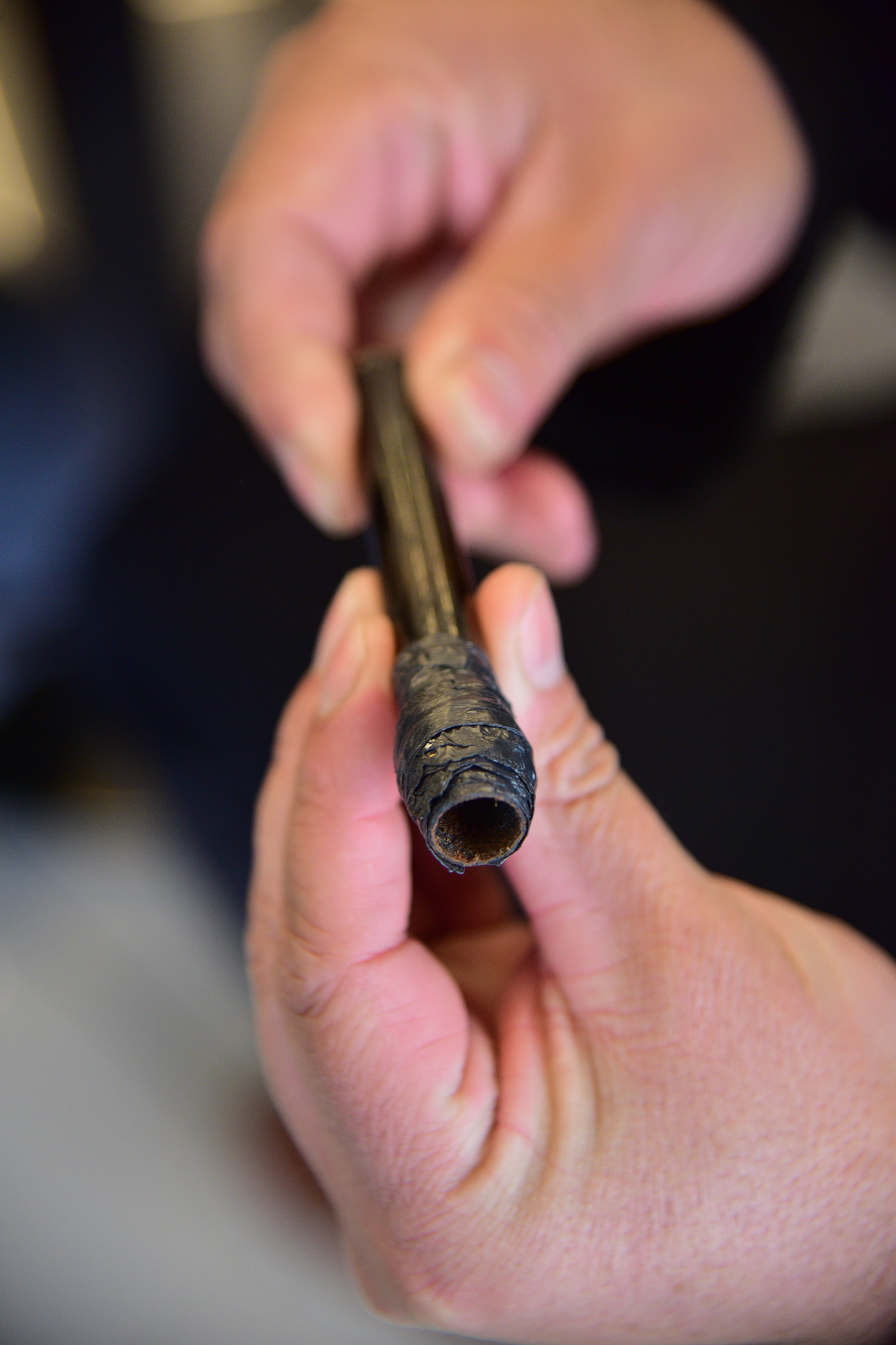 La pipa con la que se consume la droga. (Foto Pedro Castillo / La Voz)