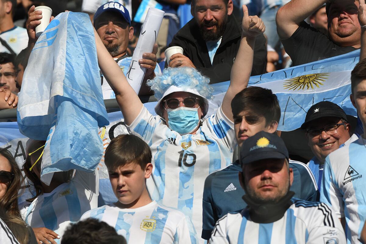 ELIMINATORIAS-ARGENTINA-BRASIL

Argentina juega el superclásico ante Brasil en San Juan.