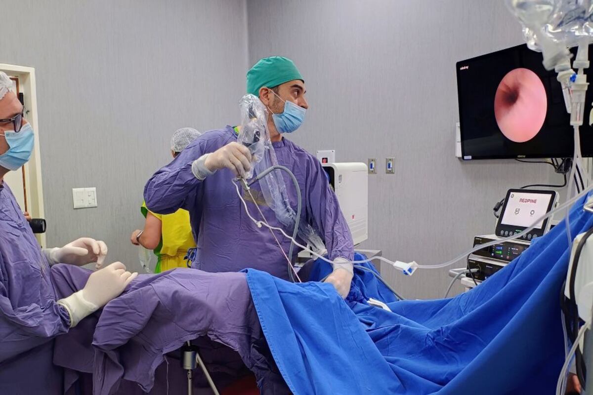 Operación urológica con láser en el Tránsito Cáceres.