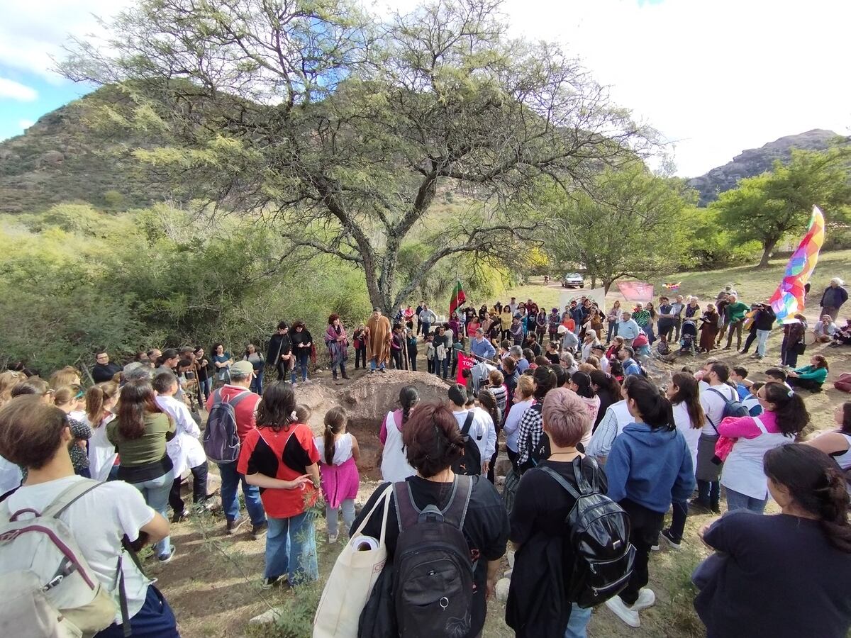 Cerro Colorado. Ceremonia de restitución de restos de aborígenes hallados en 2018. (gentileza Secretaría de Derechos Humanos)