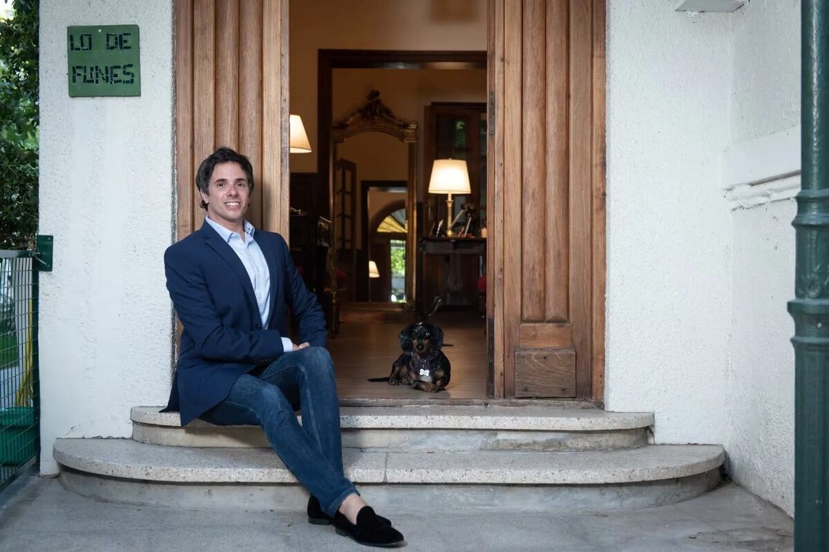 Robertito Funes Ugarte: descubrí su casa de campo en Buenos Aires, el refugio vintage adaptado para sus 10 perros rescatados