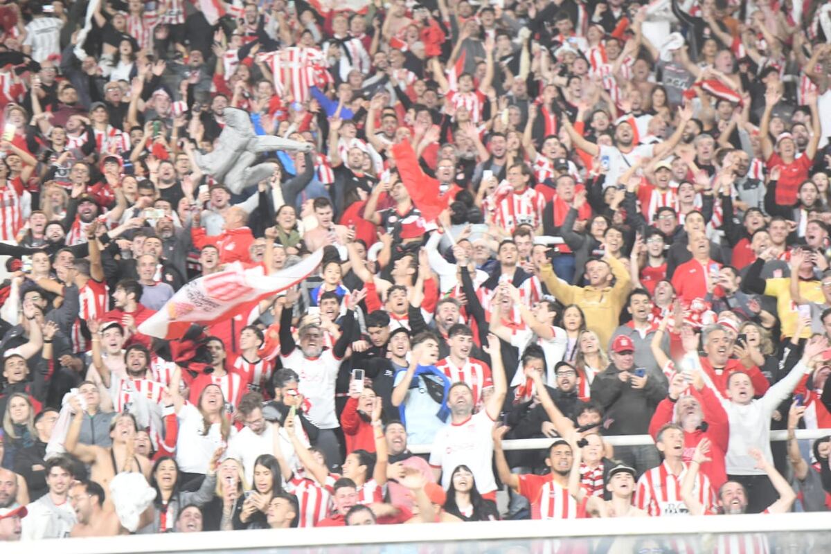 Estudiantes eliminó a Boca en el Kempes, de Córdoba, en una de las semifinales de la Copa de la Liga Profesional. (Javier Ferreyra / La Voz)