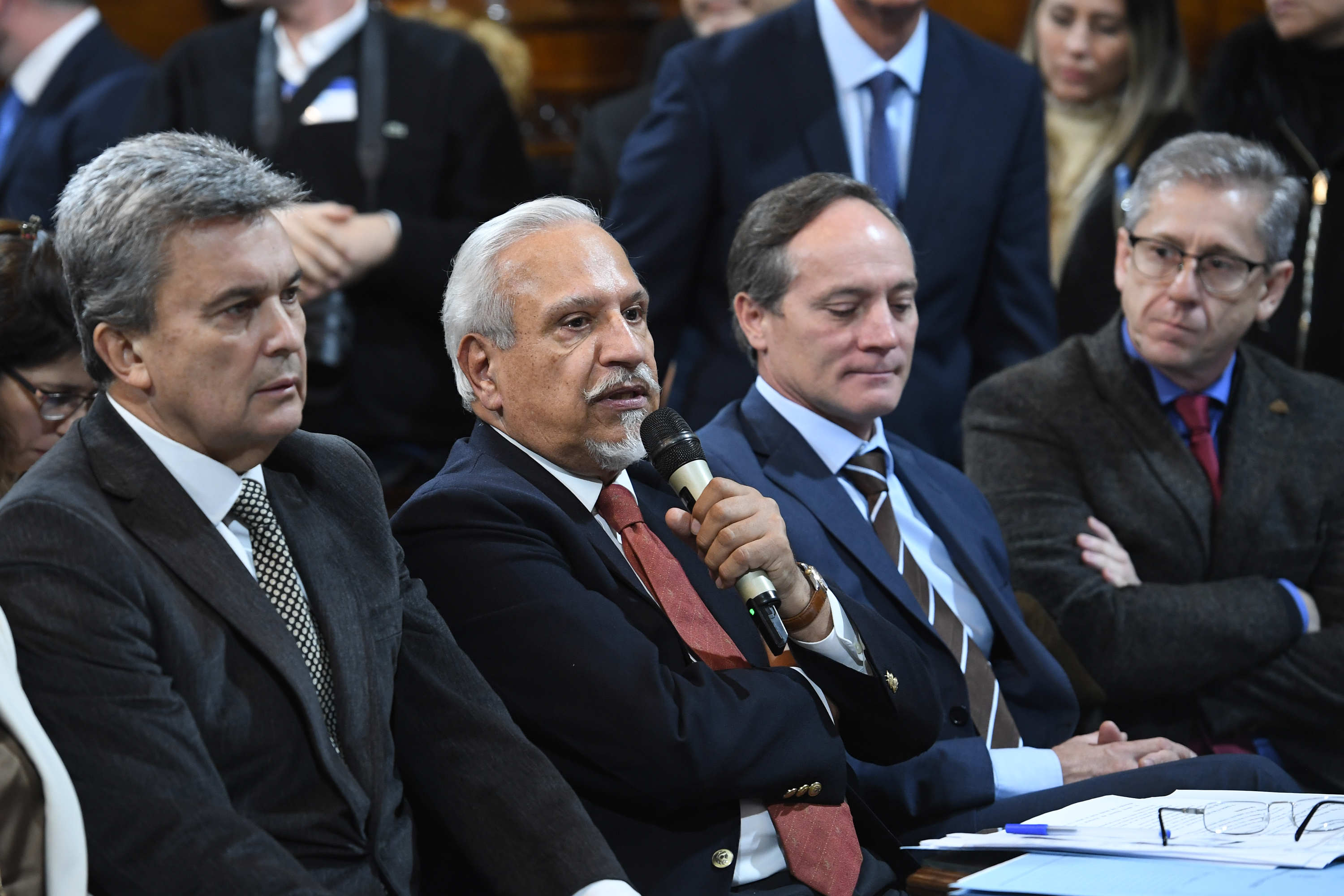 El senador Juan Carlos Romero, aliado del Gobierno, presentó un proyecto para ampliar la Corte (Foto: Comunicación Senado)