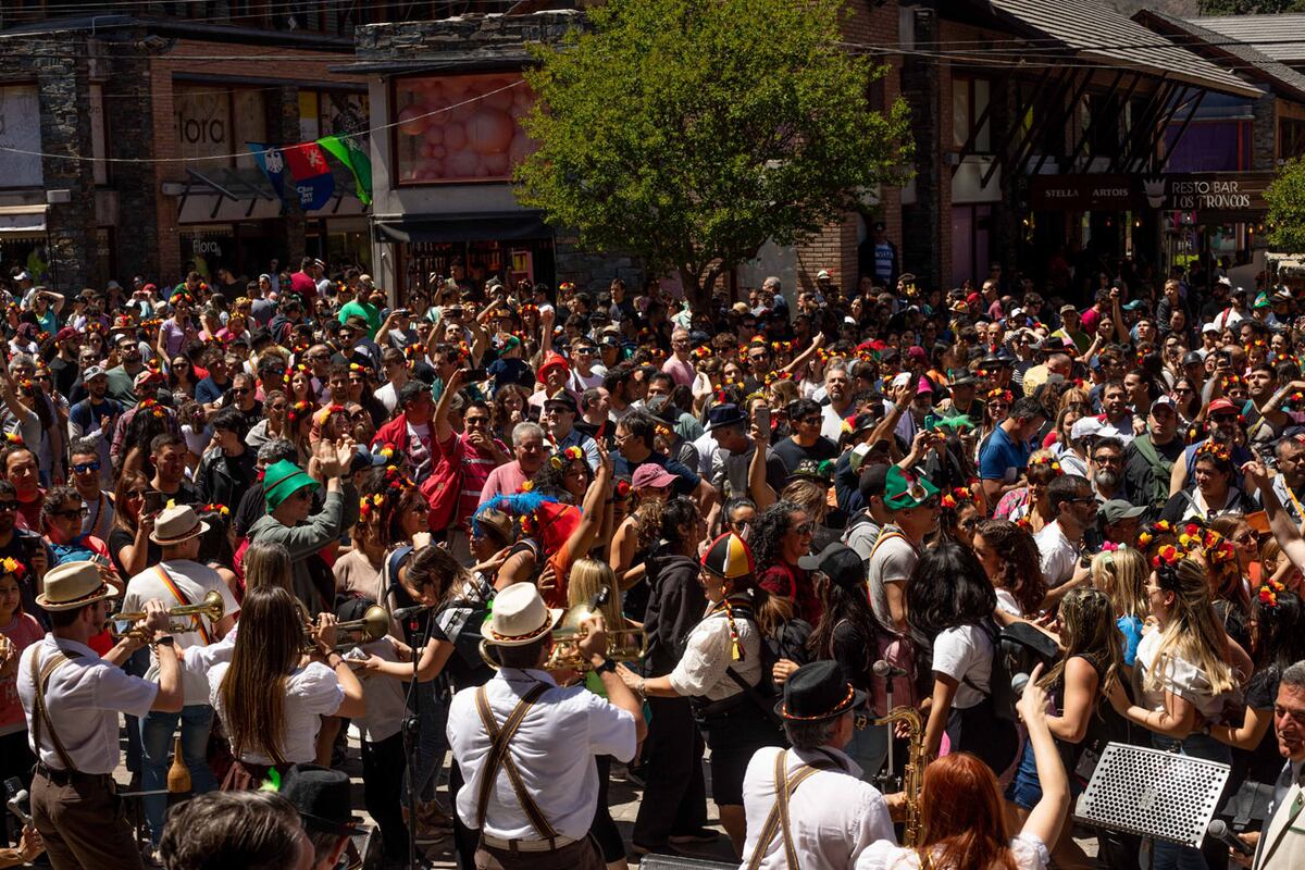 Villa General Belgrano con su fiesta de la cerveza festejando 60 años, tiene un promedio casi total con el 97% de ocupación. (Gentileza: Nelson Torres)