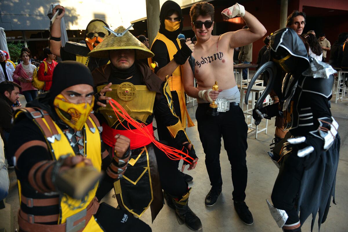 Toda la cultura del animé, el cosplay y el geek se dieron cita en la convención CAF en Espacio Quality. Foto Javier Ferreyra