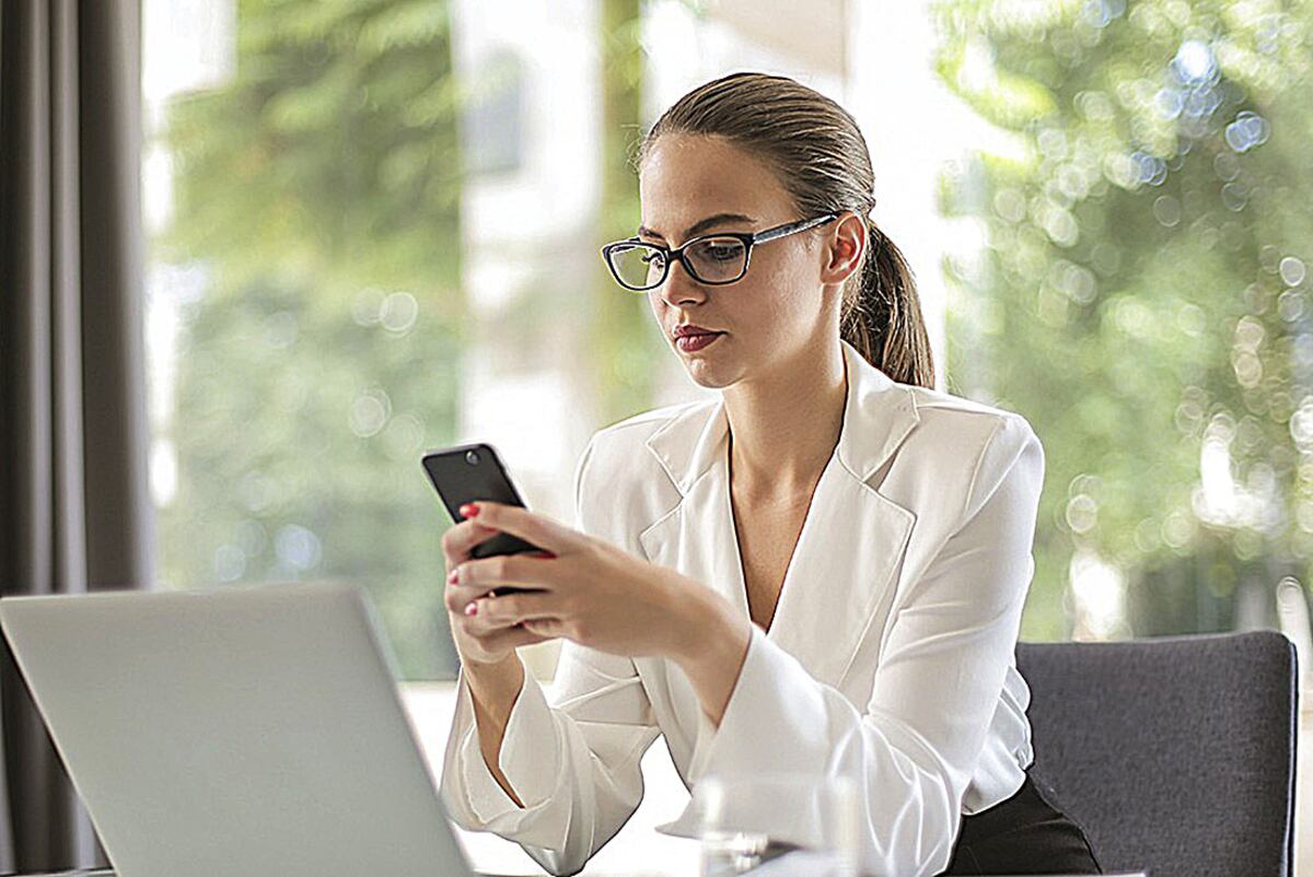Hay que tener en cuenta con objetivo se utilizará el teléfono para poder tomar la mejor decisión de compra. / Espacial Profesionales y Sociedad