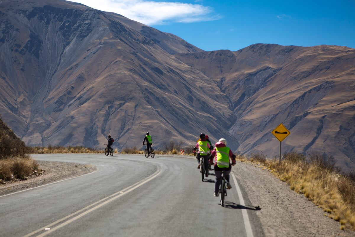 Adrenalina y paisajes. El descenso en bicicleta se hace desde la Piedra del Molino. Es todo bajada y no hace falta tener experiencia. (Gentileza: Mario Cherrutti)