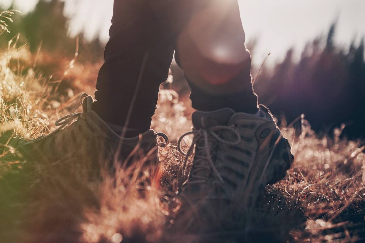 Con la marcha afgana tus pasos y tu respiración se sincronizan para aportarte múltiples beneficios físicos y mentales. (Unsplash)