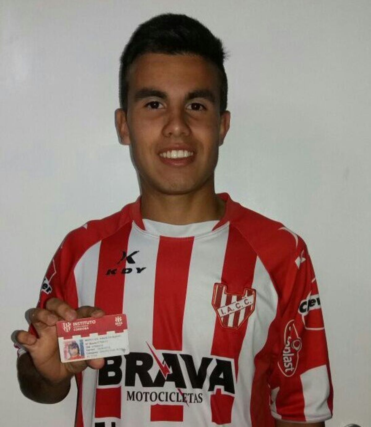 Agustín Morales, años atrás, jugador y socio de Instituto. El club de sus amores. (Prensa IACC).