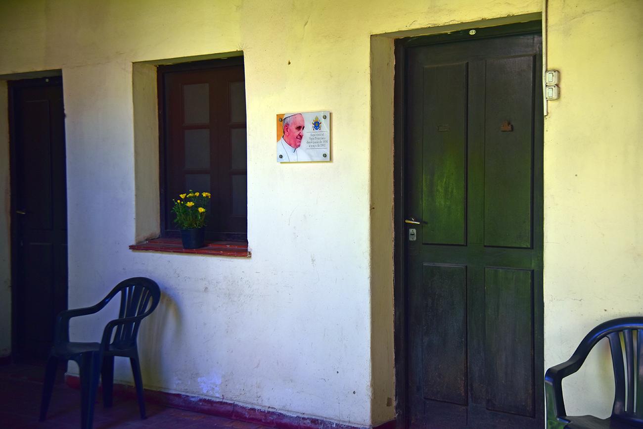 Habitación del Papa Francisco durante su estadía en la Residencia Jesuita de Córdoba. (Pedro Castillo / La Voz)