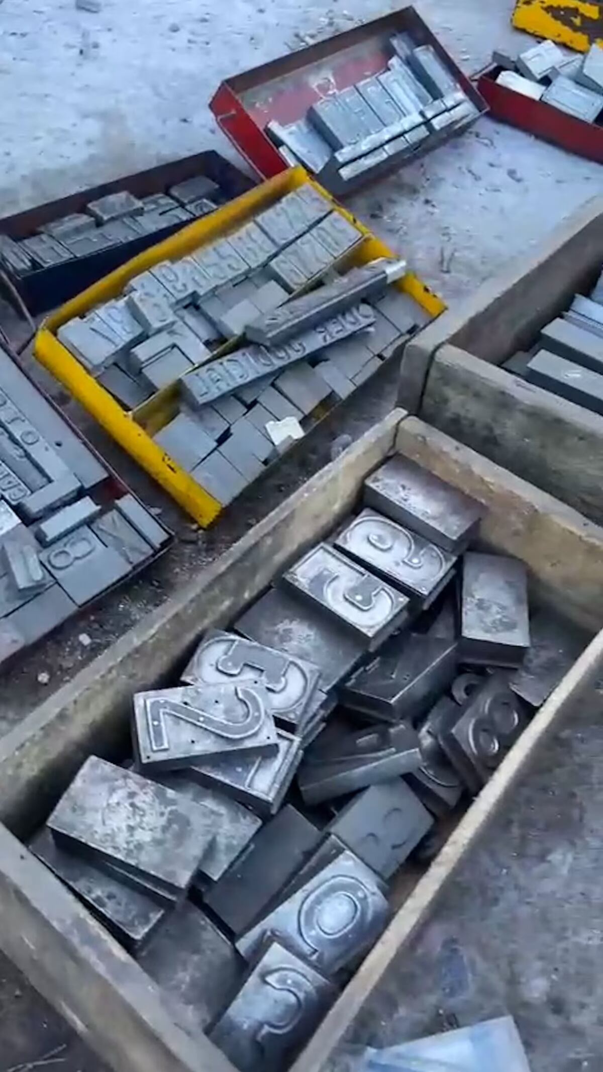 Incautaron distintos elementos para la adulteración de patentes.