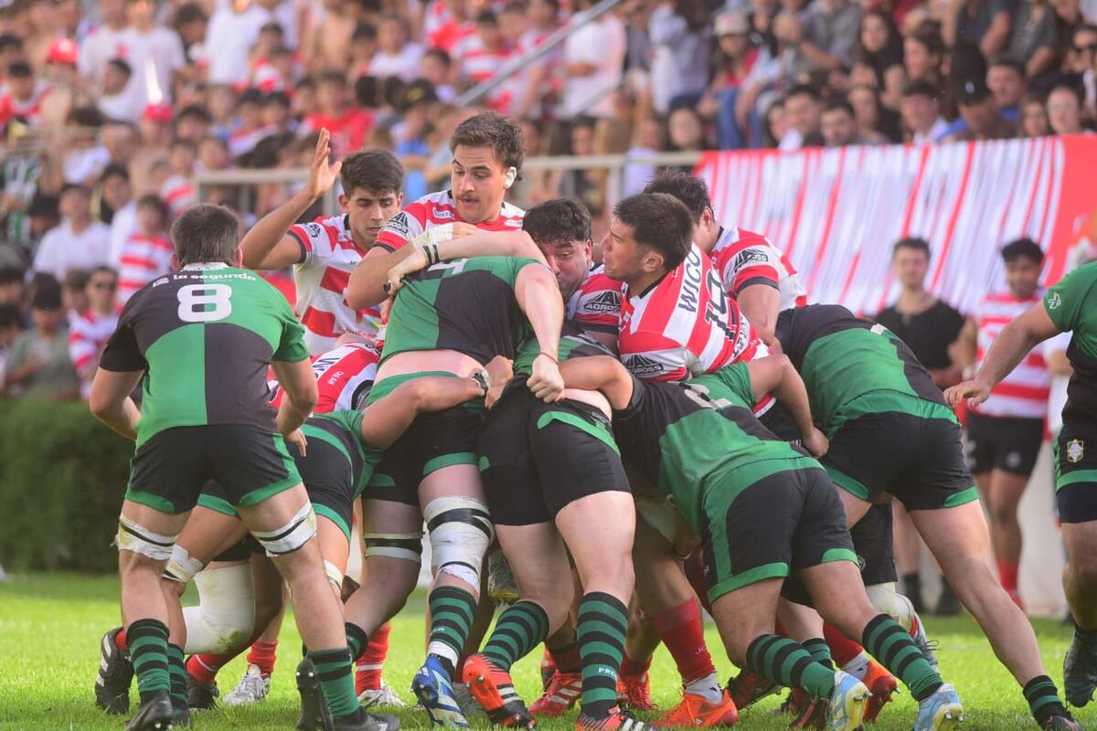 Jockey CC frente a Duendes de Rosario, por una de las semifinales del Torneo del Interior A de rugby. (José Gabriel Hernández / La Voz)