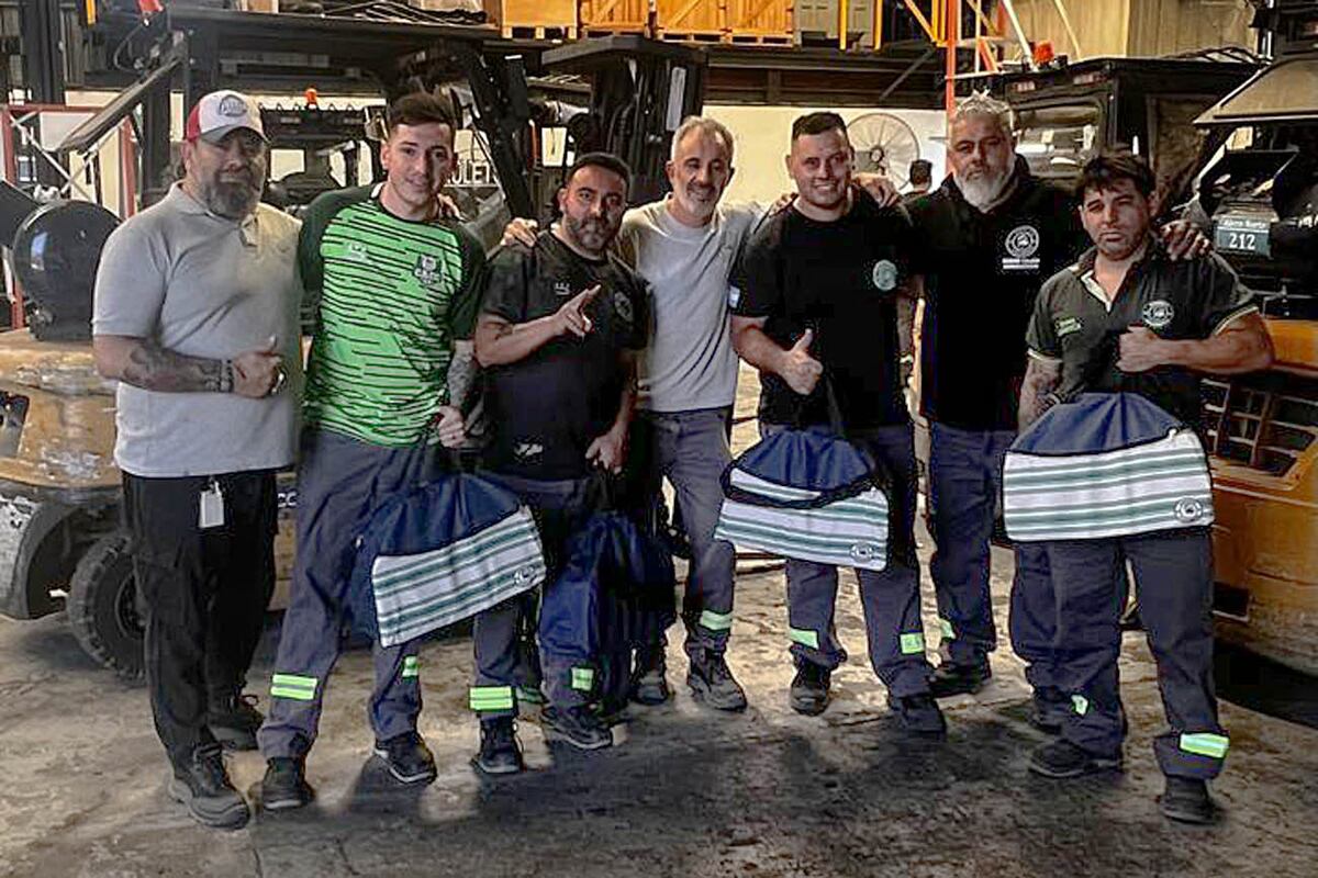 El “bolsón navideño” es un plus de agasajo para cada trabajador y cada trabajador/a  camionero.
