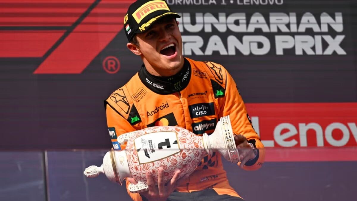 Lando Norris sacó provecho de una gran estrategia para ganar en Hungría y restarle puntos a su compañero Oscar Piastri en el campeonato. (Prensa F1)