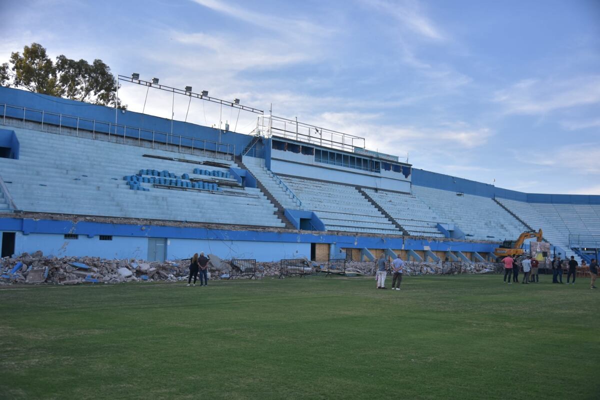La nueva platea, Súper Celeste, se ubica en los viejos palcos del Gigante. (Facundo Luque / La Voz)
