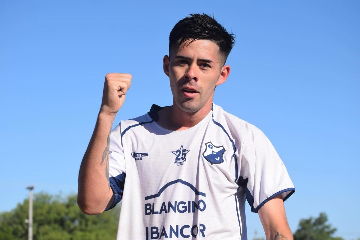 Pablo Palavecino, el jugador de moda en el fútbol cordobés. (Prensa General Paz Juniors).