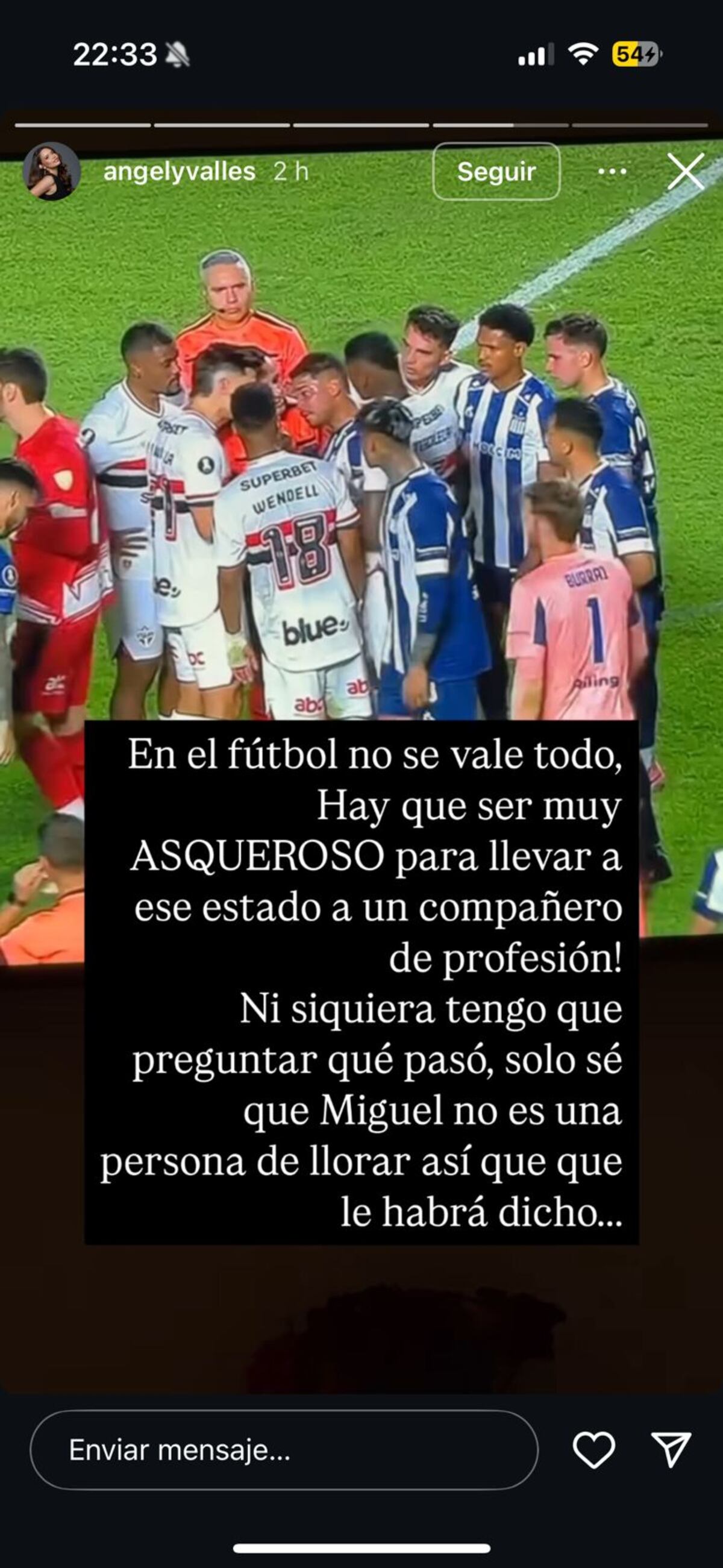 Los posteos en redes de la pareja de Migiel Navarro, jugador de Talleres al que un un futbolista de São Paulo le dijo "venezolano muerto de hambre".