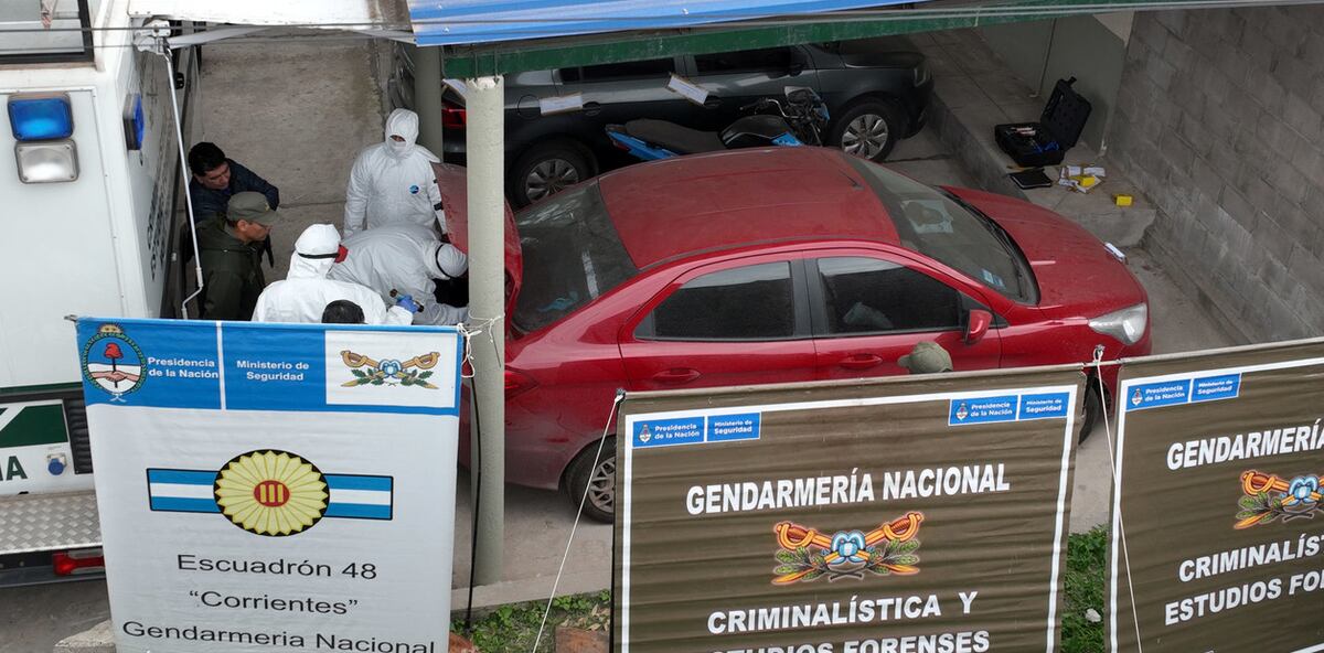 Foto: Fernando de la Orden / Sociedad - Caso Loan. Peritan el auto de Antonio Benitez en la comisaría de 9 de Julio, Corrientes
03-07-2024