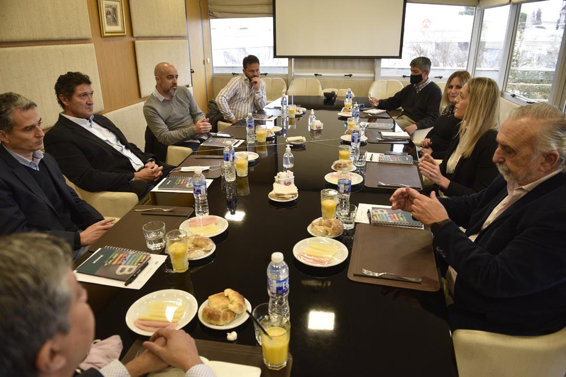 Desayuno Córdoba Empresaria 2021 en La Voz. (La Voz/Ramiro Pereyra)
